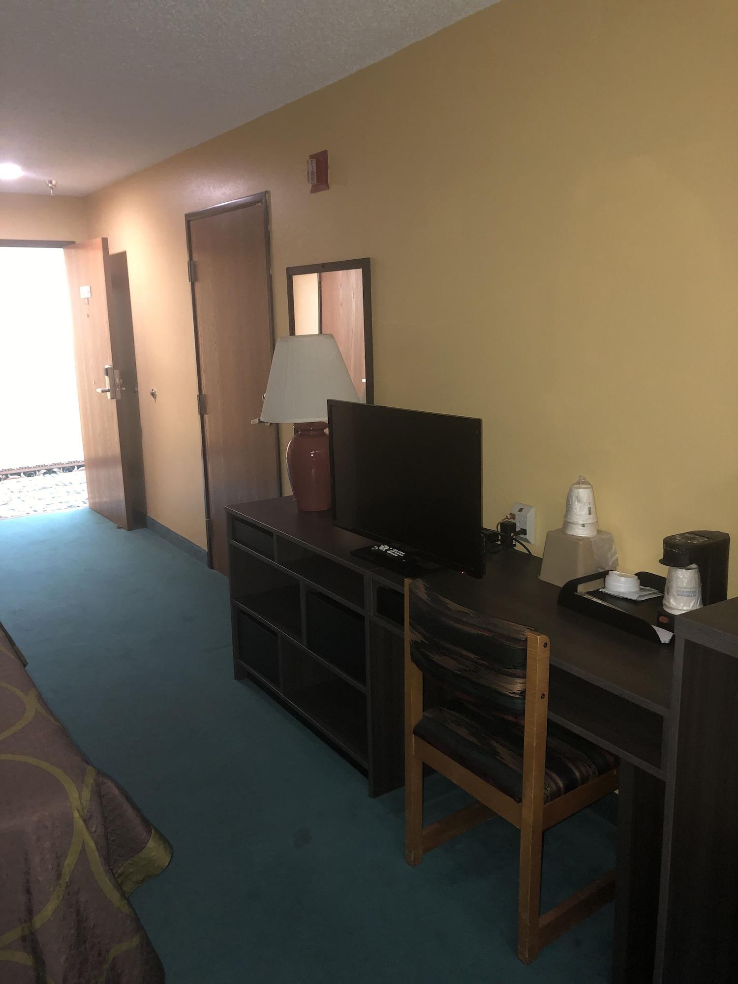 Super 8 By Wyndham Florence Co Экстерьер фото